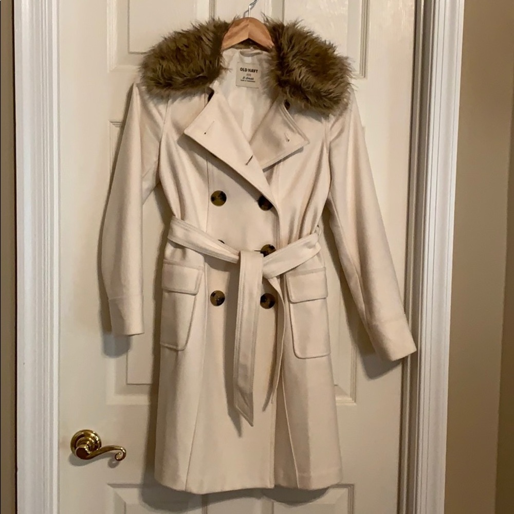Coat with detachable collar - Picture 1 of 4
